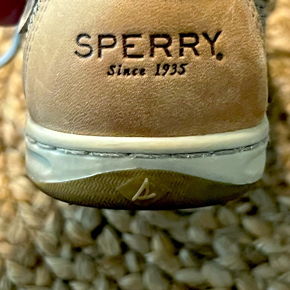 Sperry Ladies Shoes Size 10 EUC